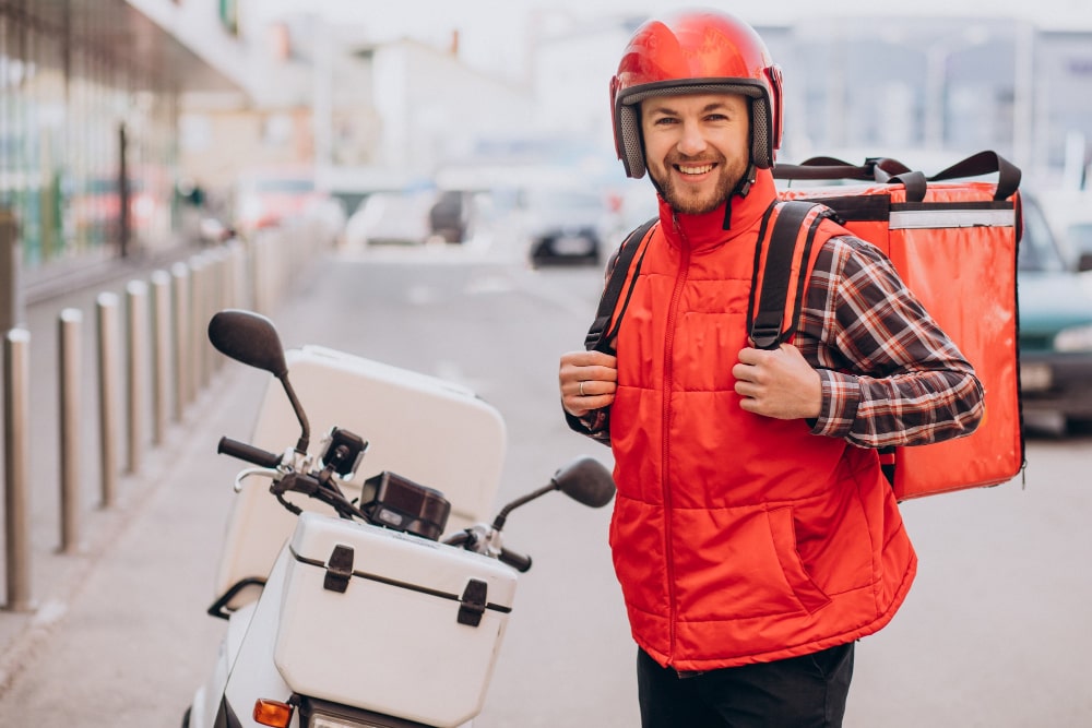 Como contratar motoboy para entrega? As 4 principais dicas